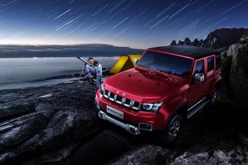 开云体育中国-篮网三叉戟联袂攻陷灰熊，范弗利特以实力沉默质疑