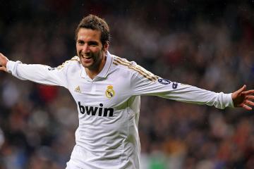 开云平台-狭路相逢的勇者与孤胆英雄，当瑞典的集体锋芒照亮迪巴拉的决胜时刻