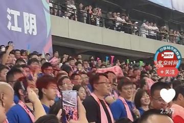开云官网-包含本周末国内足球联赛场上火药味浓，精彩对决引人注目的词条