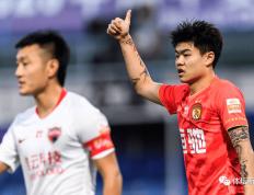 开云体育官网-战术调整之后，球队状态明显好转，斩获连胜