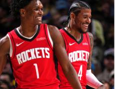 开云体育下载-马刺队客场险胜雄鹿，喜迎胜利