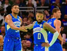 开云体育登录-关于雄鹿连胜尼克斯，全队状态火热的信息