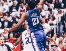 开云体育入口-猛龙力克76人，豪取四连胜的简单介绍