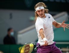 开云体育下载-世界网球队完胜美国网球队，西西帕斯送出助攻