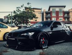 开云体育APP下载-东西方篮球巅峰对决，辽宁队鏖战湖人，字母哥末节统治比赛