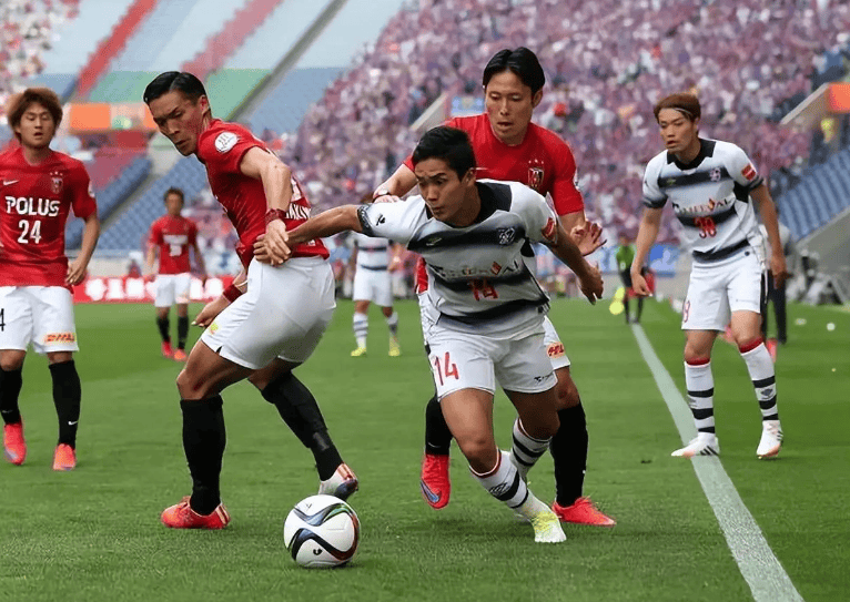 开云下载-包含东京FC迎战广岛三箭,壮观比拼一触即发的词条