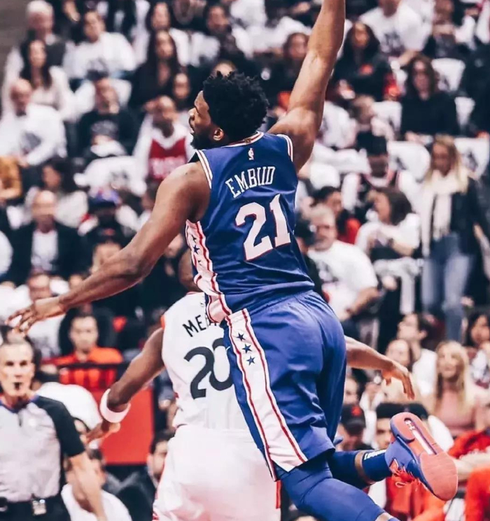 开云体育入口-猛龙力克76人,豪取四连胜的简单介绍