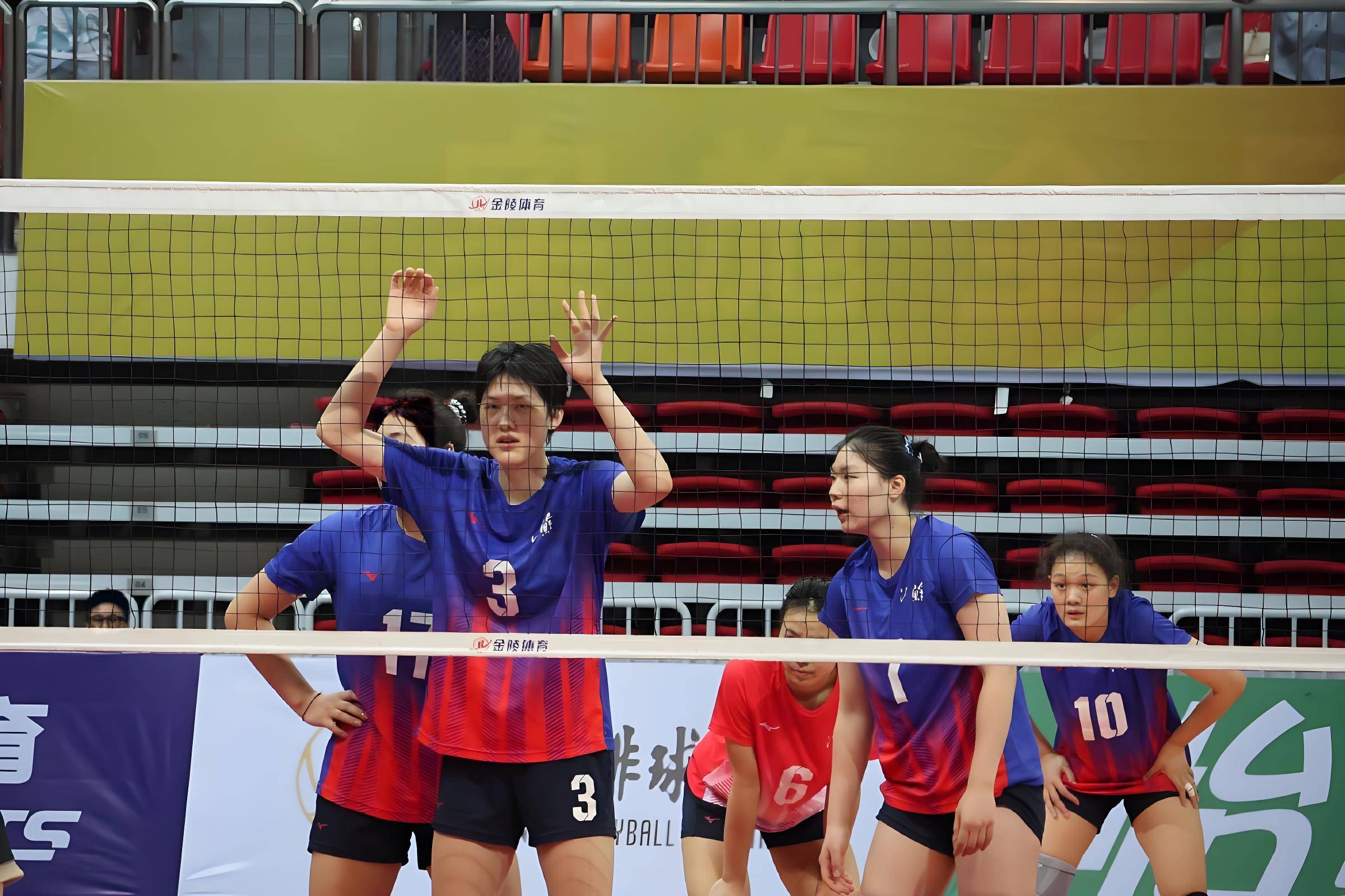 开云平台-关于排球决赛震撼开打,巅峰对决引爆全场的信息