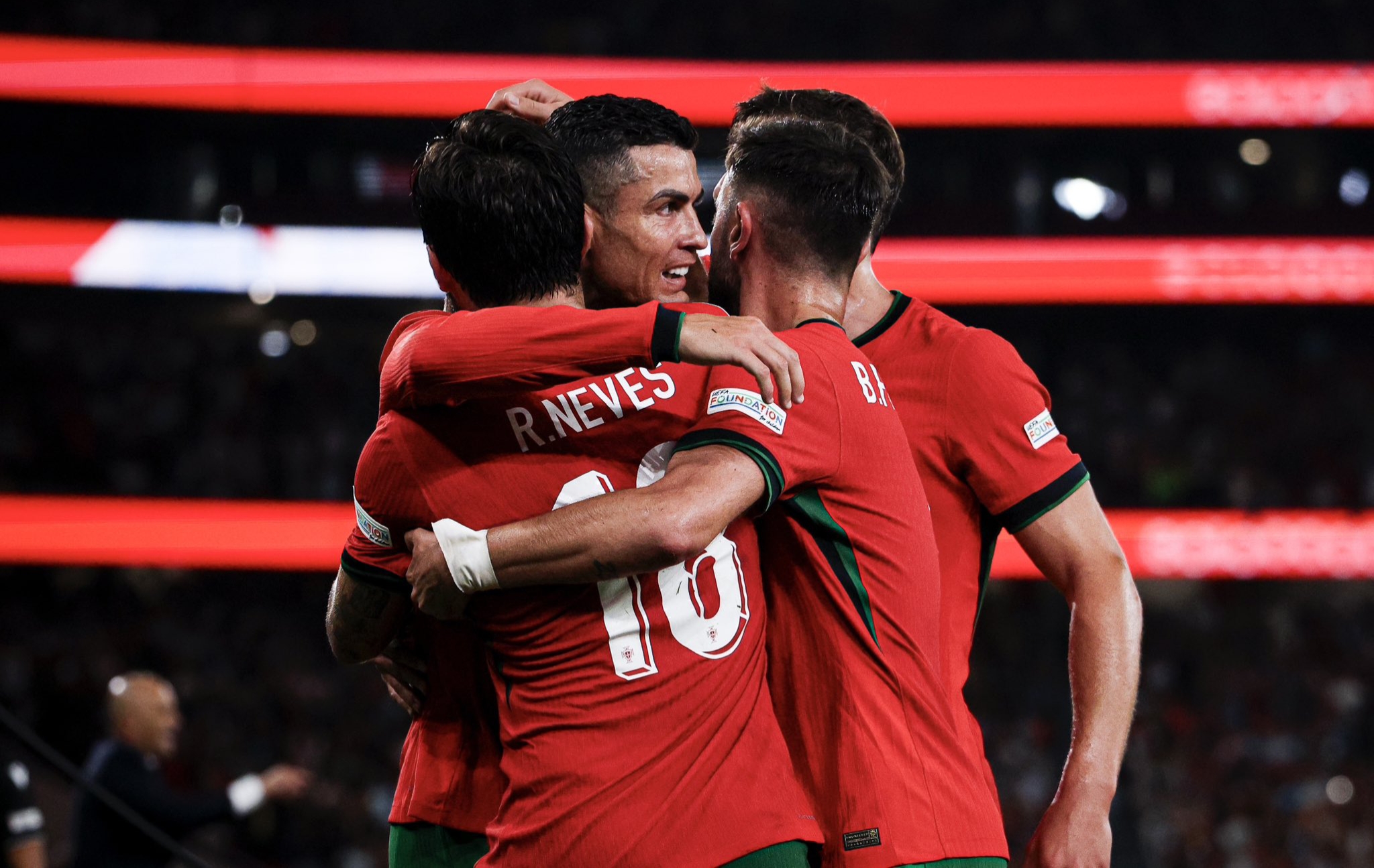 开云体育app-葡萄牙队轻取瑞典队，奥恰洛夫带队取胜