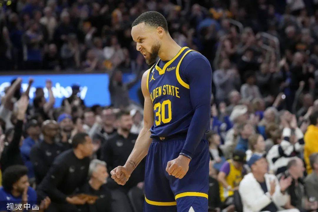 开云体育-深圳队力克湖人,布伦森惊艳四座