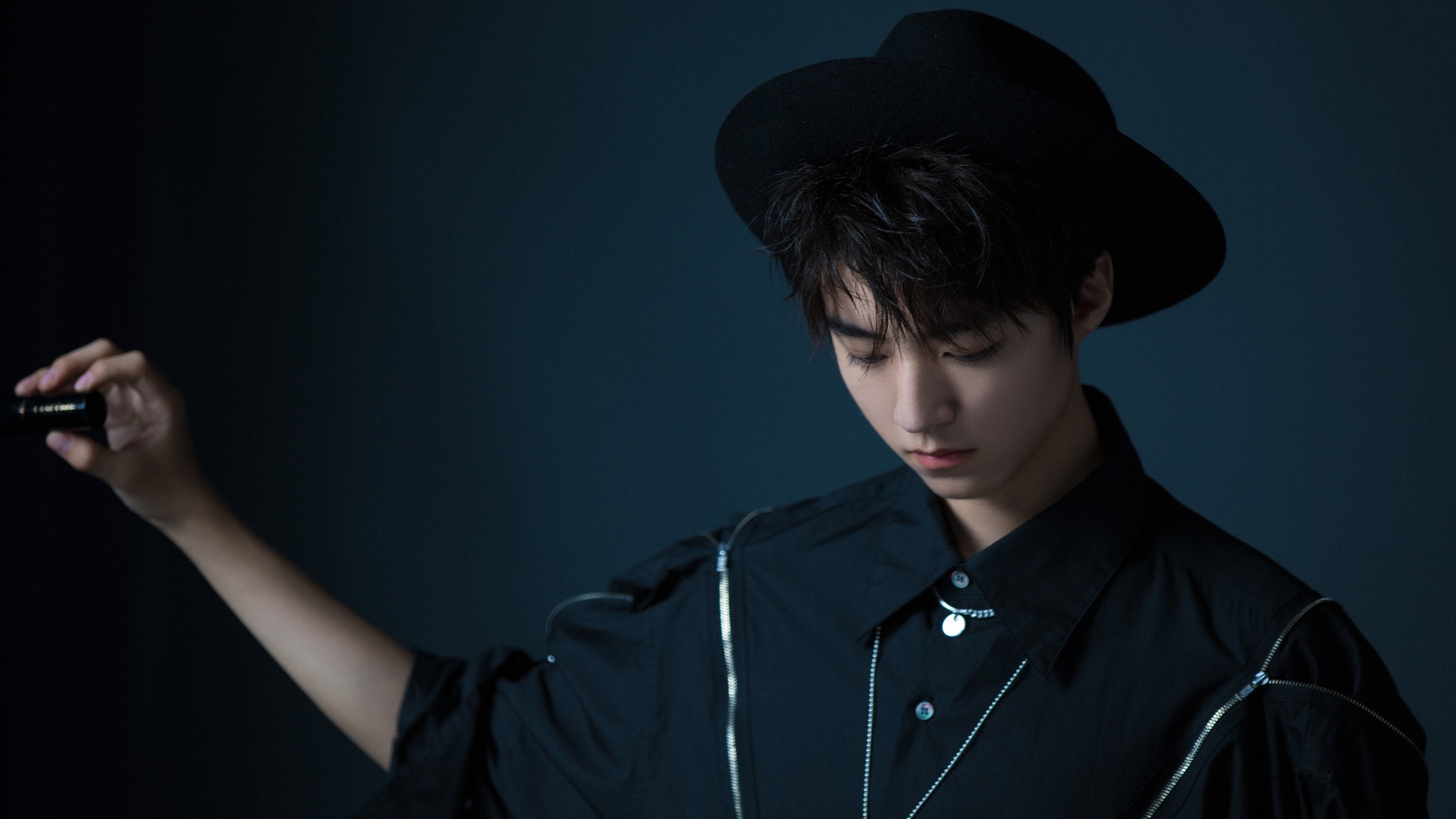 开云体育-当冷门逆袭成常态，梅西的爆发与欧洲足坛的旧霸权坍塌