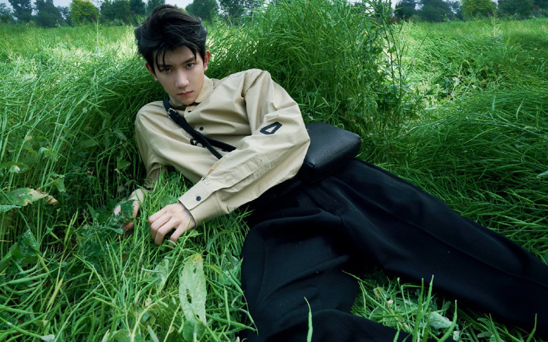 开云体育在线-奥亚尔萨瓦尔爆发难救主,那不勒斯提前终结欧冠悬念,喀麦隆铁腰闪耀