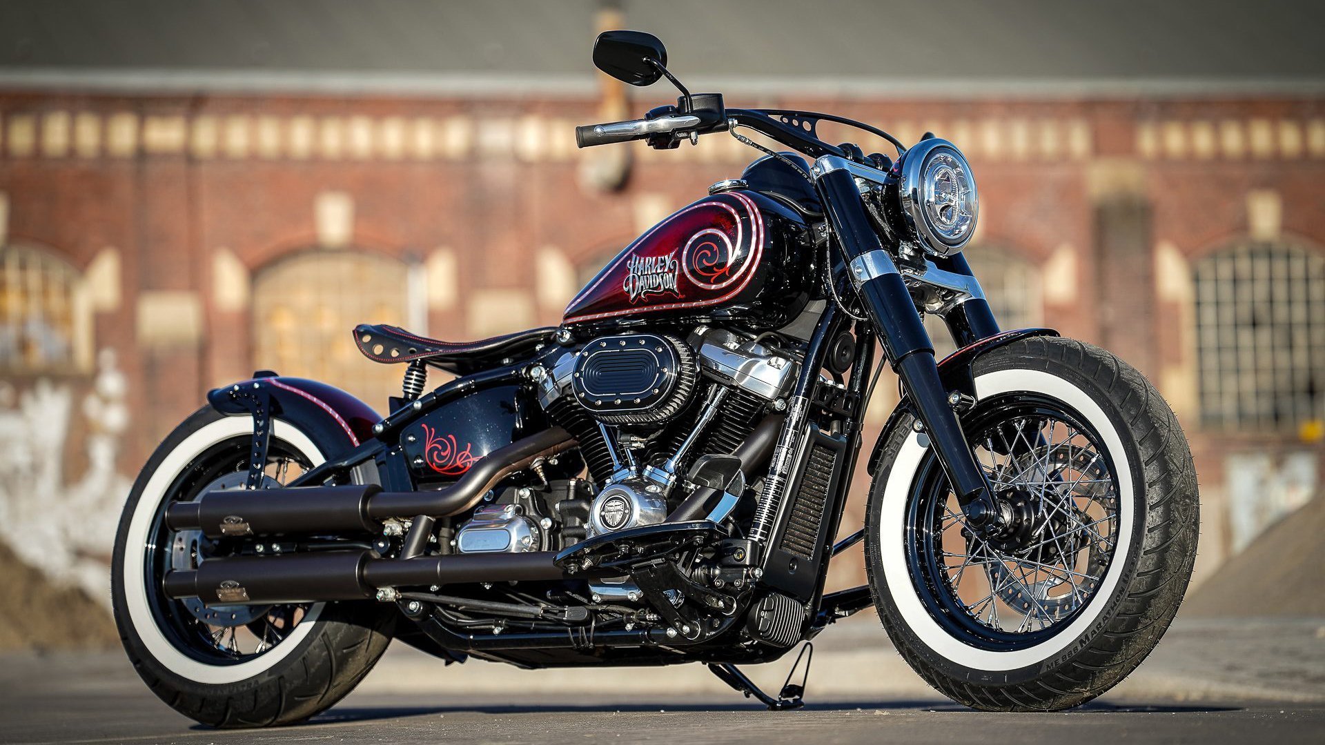 开云体育入口-绿茵与赛道的交响，智利正面击溃沙特，卡马文加F1式接管揭幕战